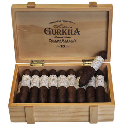 Сигары Gurkha Cellar Reserve 15 Year Solara Double Robusto