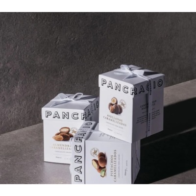 Конфеты Pancracio Luxury Box из цельного миндаля с молочным шоколадом и темным шоколадом, 140 гр.