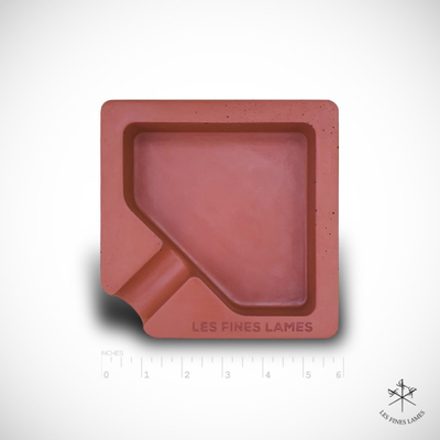 Пепельница MONAD - Red Concrete Ashtray (Красная)